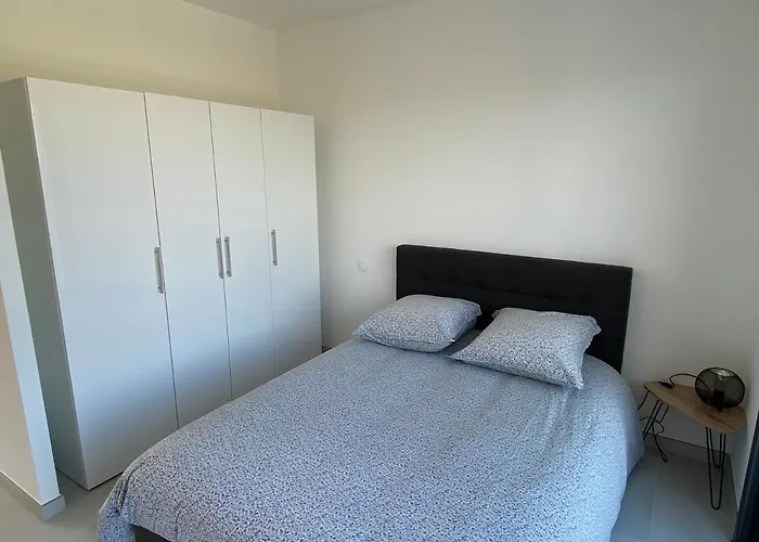 La شقة Peuplingues